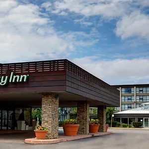 Airport East By Ihg *** Toronto