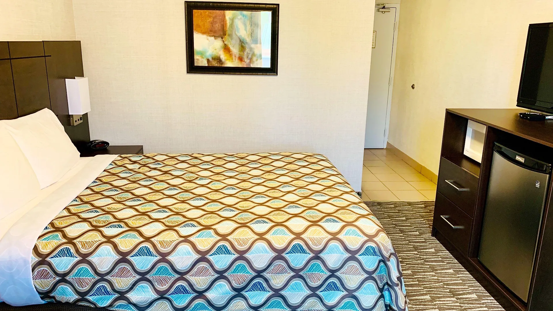 فندق ديلوكس إن تورونتو