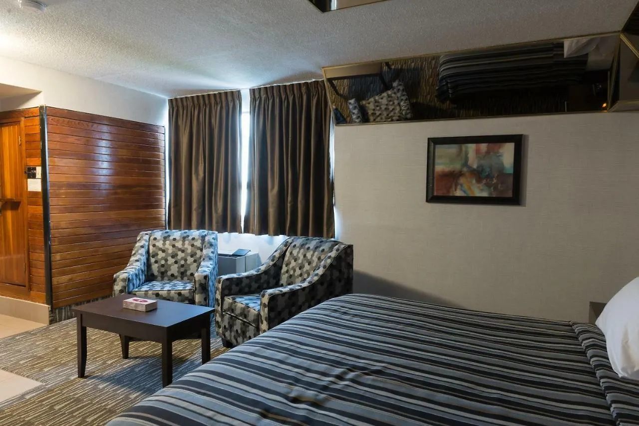 Hotel Deluxe Inn Toronto